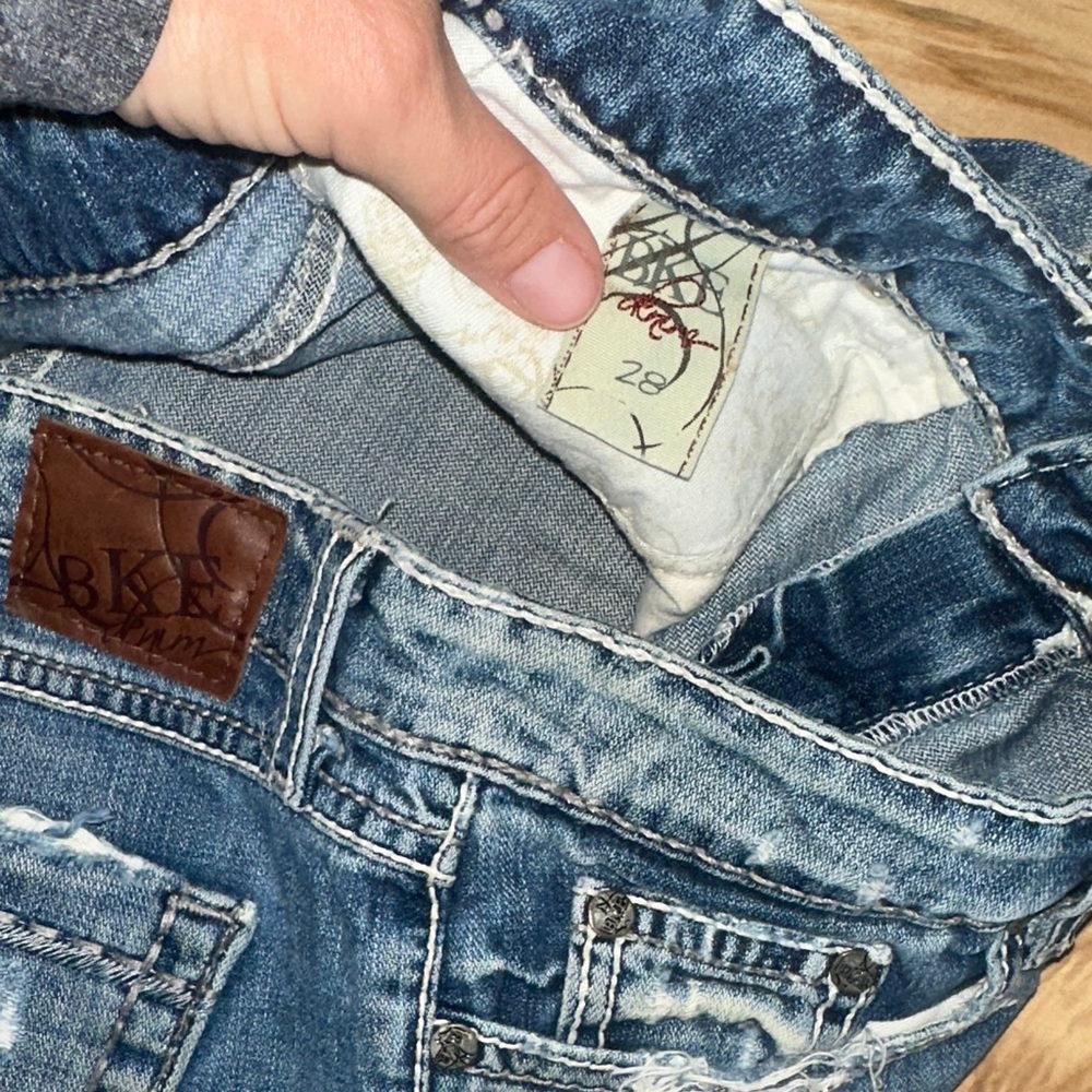 BKE Distressed Blue Jean Shorts - Picture 5 of 5